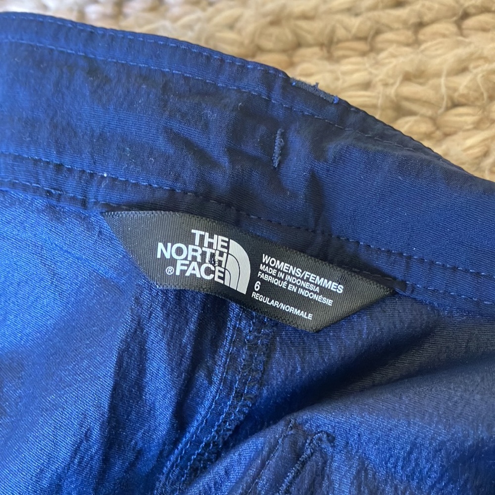 North face pants - Picture 3 of 5